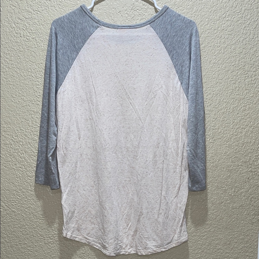 LuLaRoe Gray and Cream Top - Picture 4 of 4